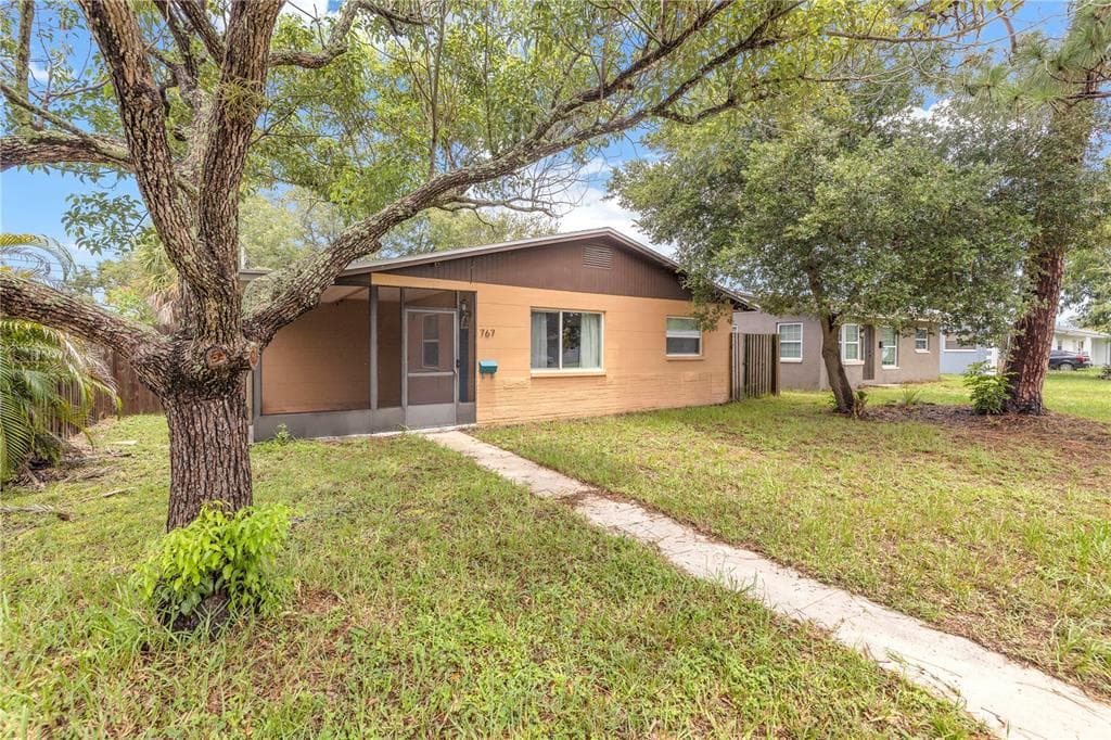 767 90TH AVENUE N ST PETERSBURG, FL 33702