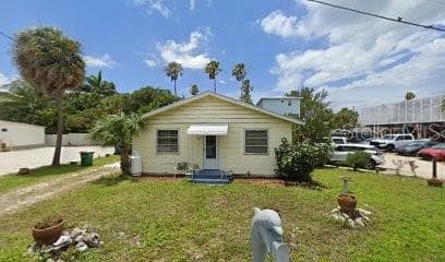 302 CHURCH AVENUE BRADENTON BEACH, FL 34217