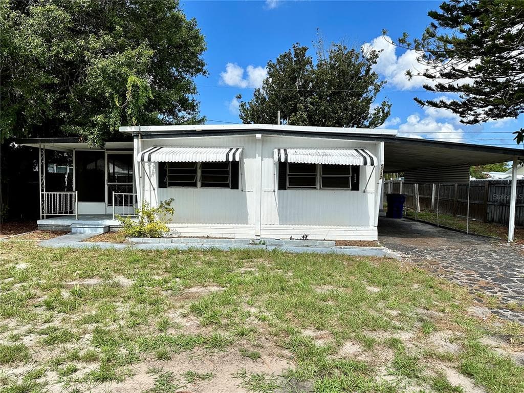 5232 77TH STREET N ST PETERSBURG, FL 33709