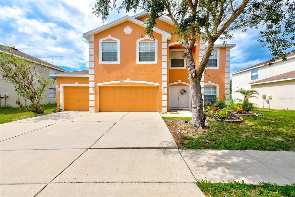 7630 DRAGON FLY LOOP GIBSONTON, FL 33534