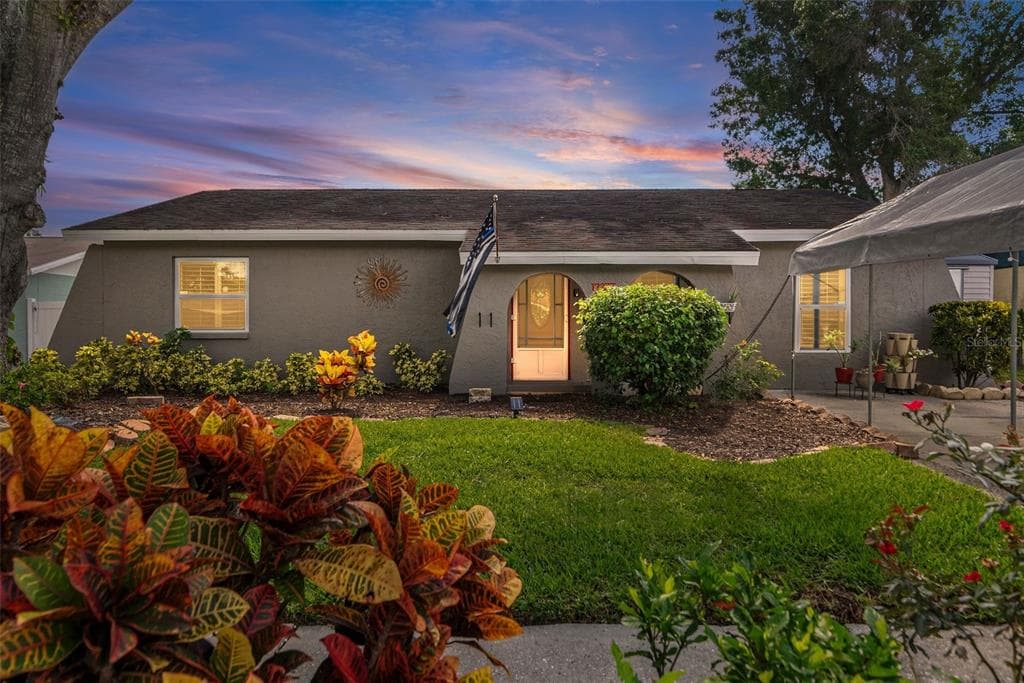 12377 CUMBERLAND DRIVE LARGO, FL 33773
