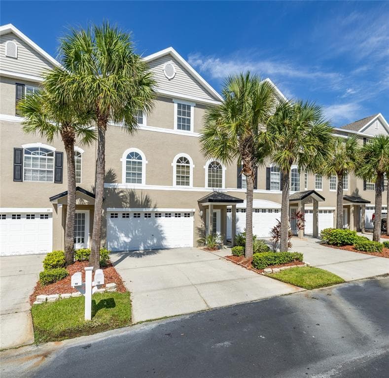 12 SEAGRAPE CIRCLE CLEARWATER, FL 33759