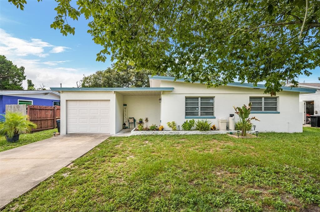 10594 104TH AVENUE LARGO, FL 33773