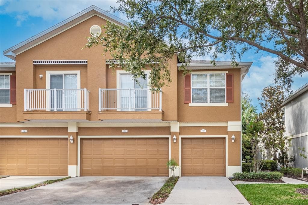 6750 EAGLE FEATHER DRIVE RIVERVIEW, FL 33578