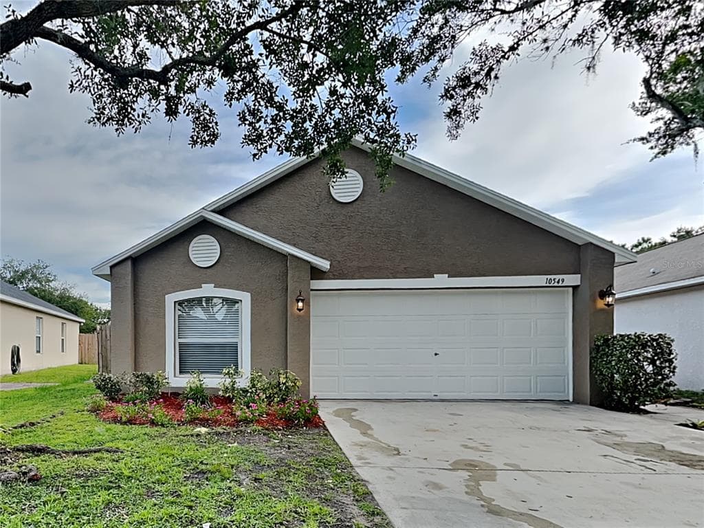 10549 OPUS DRIVE RIVERVIEW, FL 33579