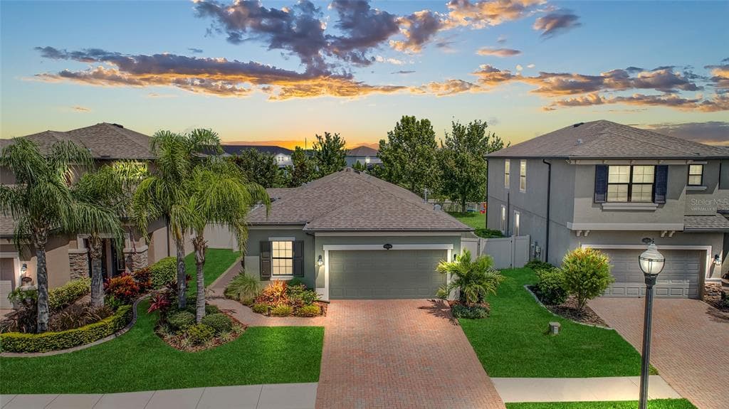 19696 LONG LAKE RANCH BOULEVARD LUTZ, FL 33558