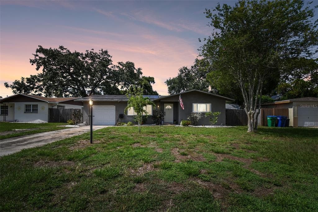 11115 101ST AVENUE SEMINOLE, FL 33772