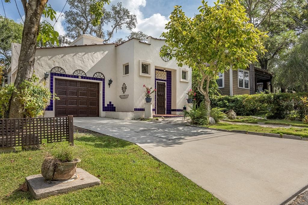 321 W SOUTH AVENUE TAMPA, FL 33603