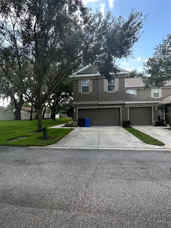 9835 BLUE PALM WAY TAMPA, FL 33610