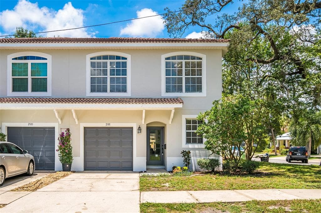 2101 W DE LEON STREET TAMPA, FL 33606