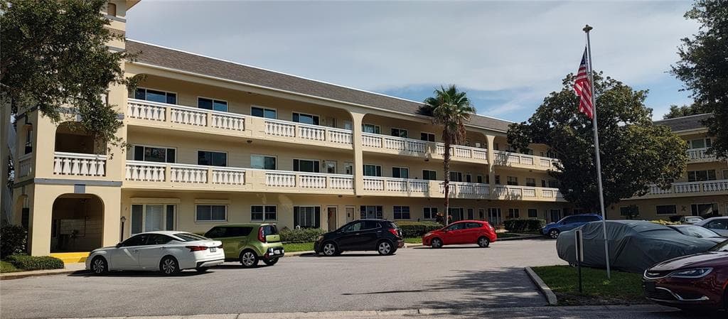 2253 NORWEGIAN DRIVE UNIT 37 CLEARWATER, FL 33763