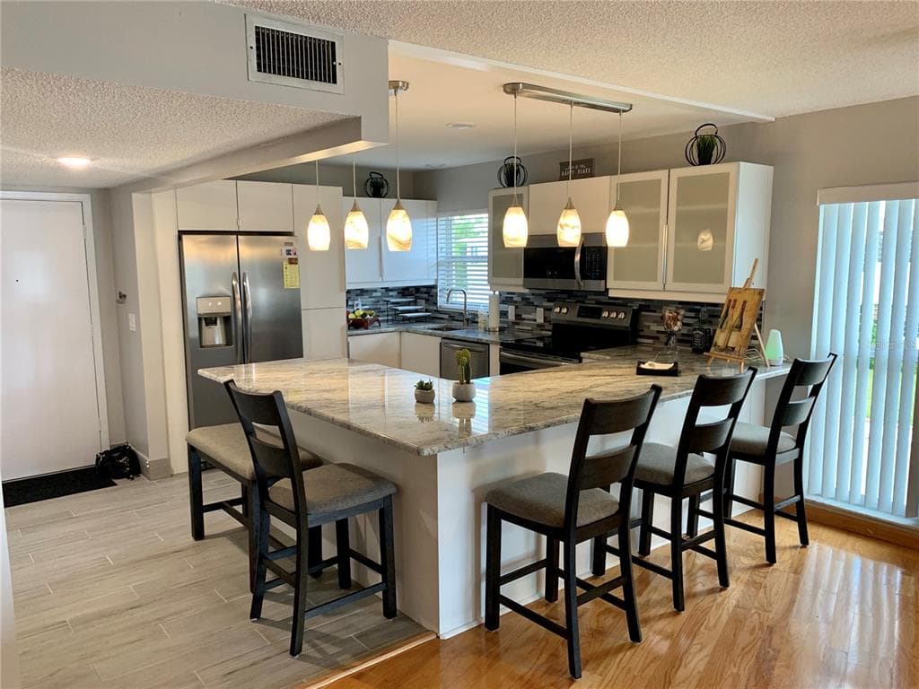 7003 SUNSET WAY UNIT 8 ST PETE BEACH, FL 33706