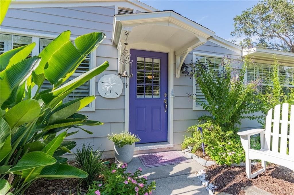652 LEXINGTON STREET DUNEDIN, FL 34698