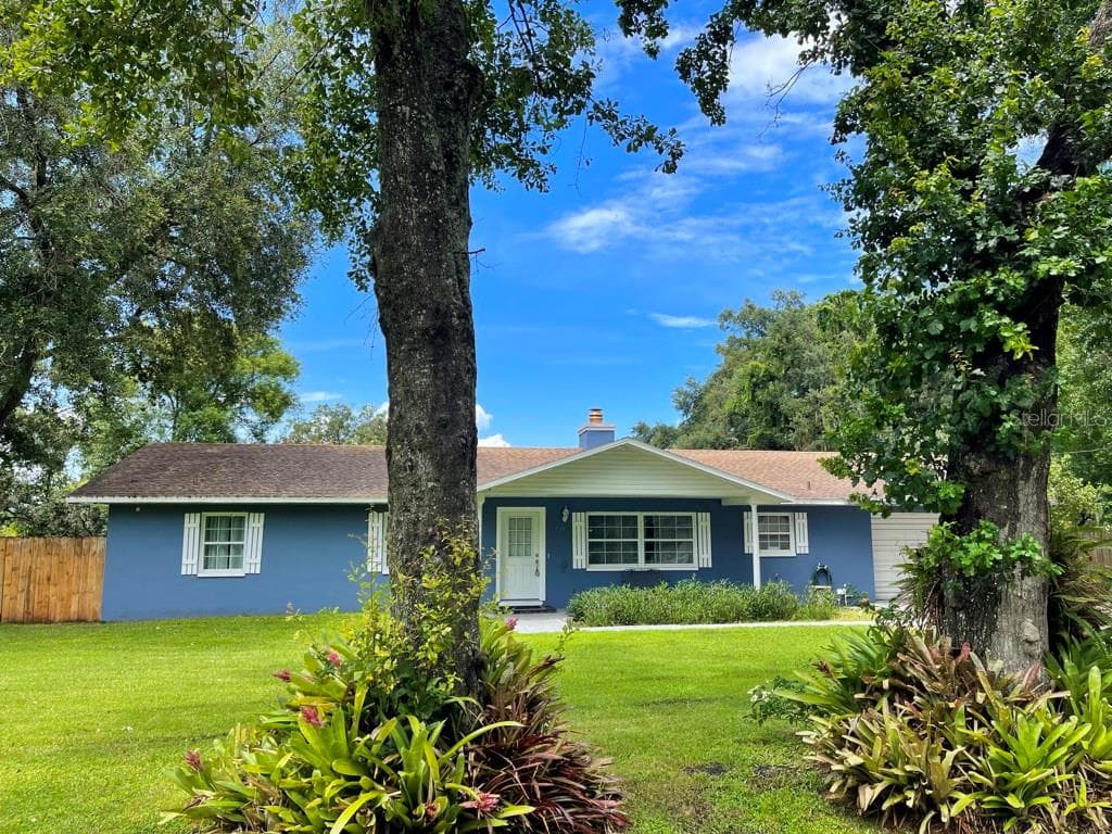 729 W CARVER STREET LAKELAND, FL 33805
