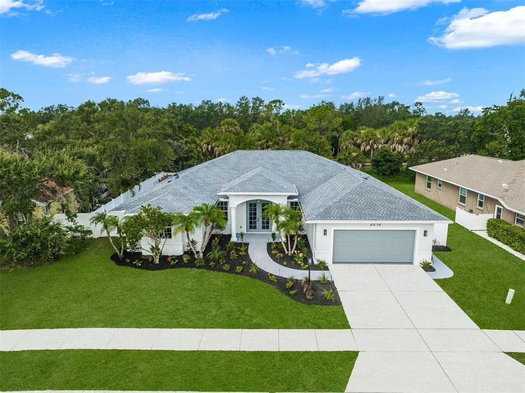 2212 ISLAND CREEK ROAD SARASOTA, FL 34240