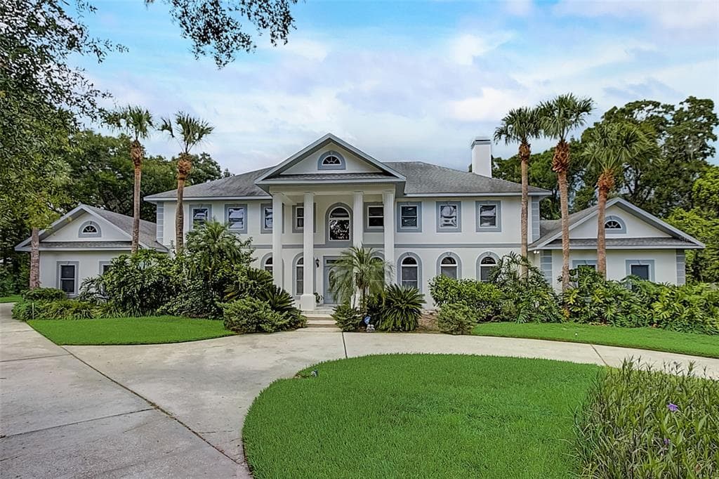 4504 COUNTRY GATE COURT