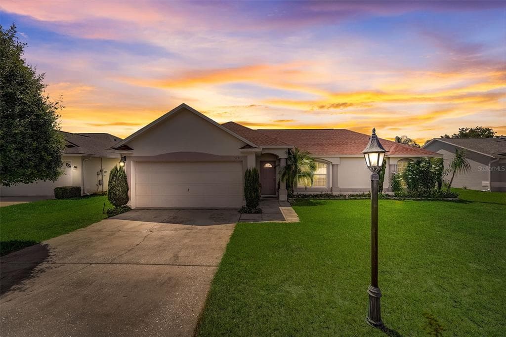 319 BENT OAK LOOP DAVENPORT, FL 33837