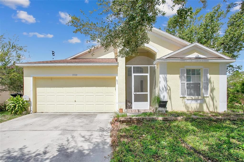 5533 BEVERLY RISE BOULEVARD LAKELAND, FL 33812