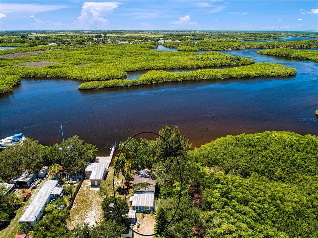 1530 RIVER DRIVE SW RUSKIN, FL 33570