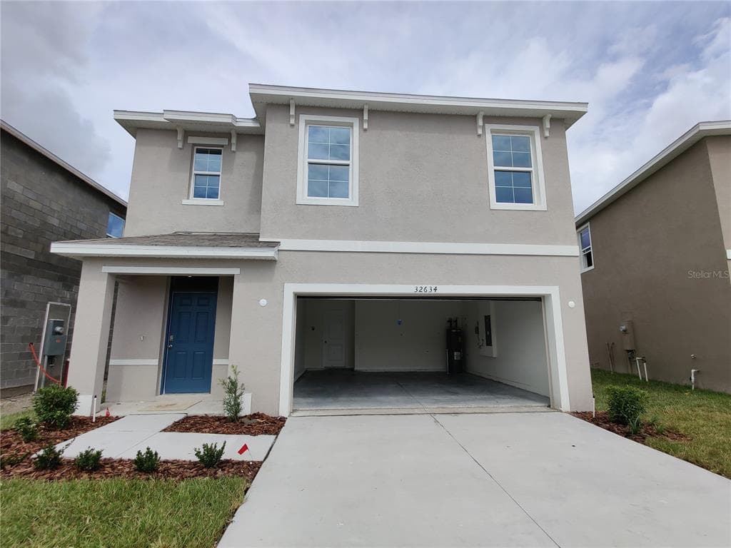 32634 CANYONLANDS DRIVE WESLEY CHAPEL, FL 33543