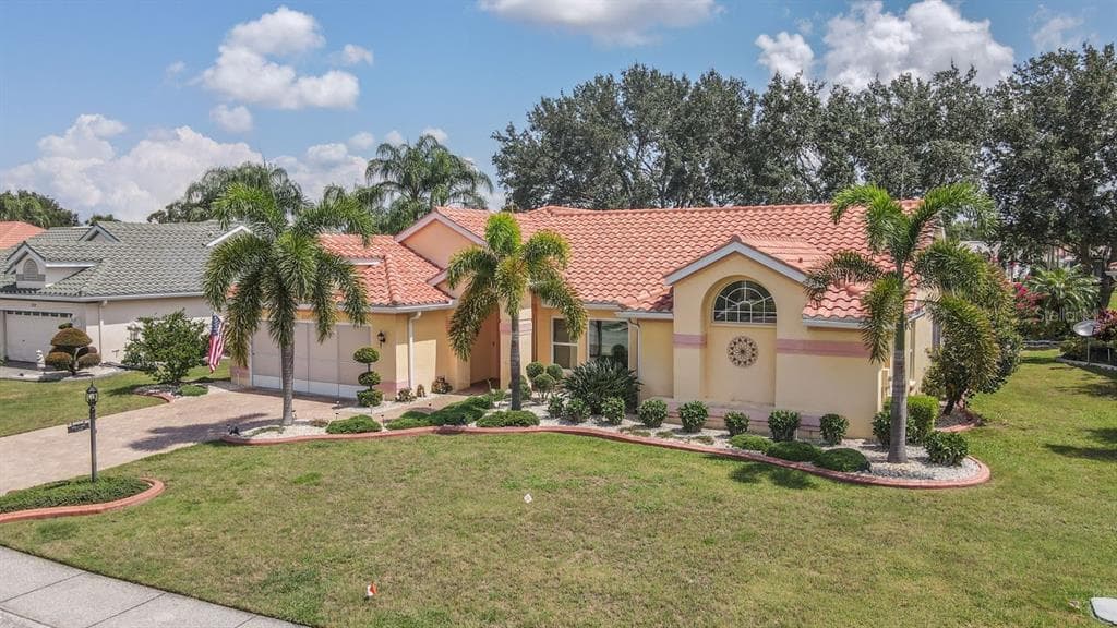 2331 PLATINUM DRIVE SUN CITY CENTER, FL 33573