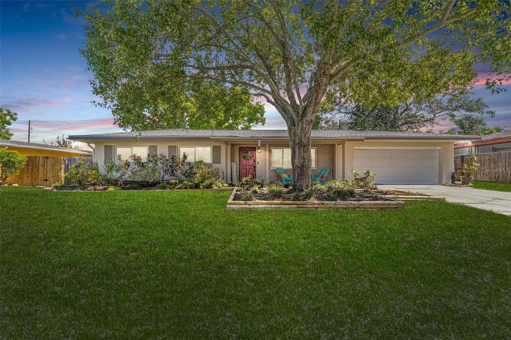 2323 ANNA AVENUE CLEARWATER, FL 33765