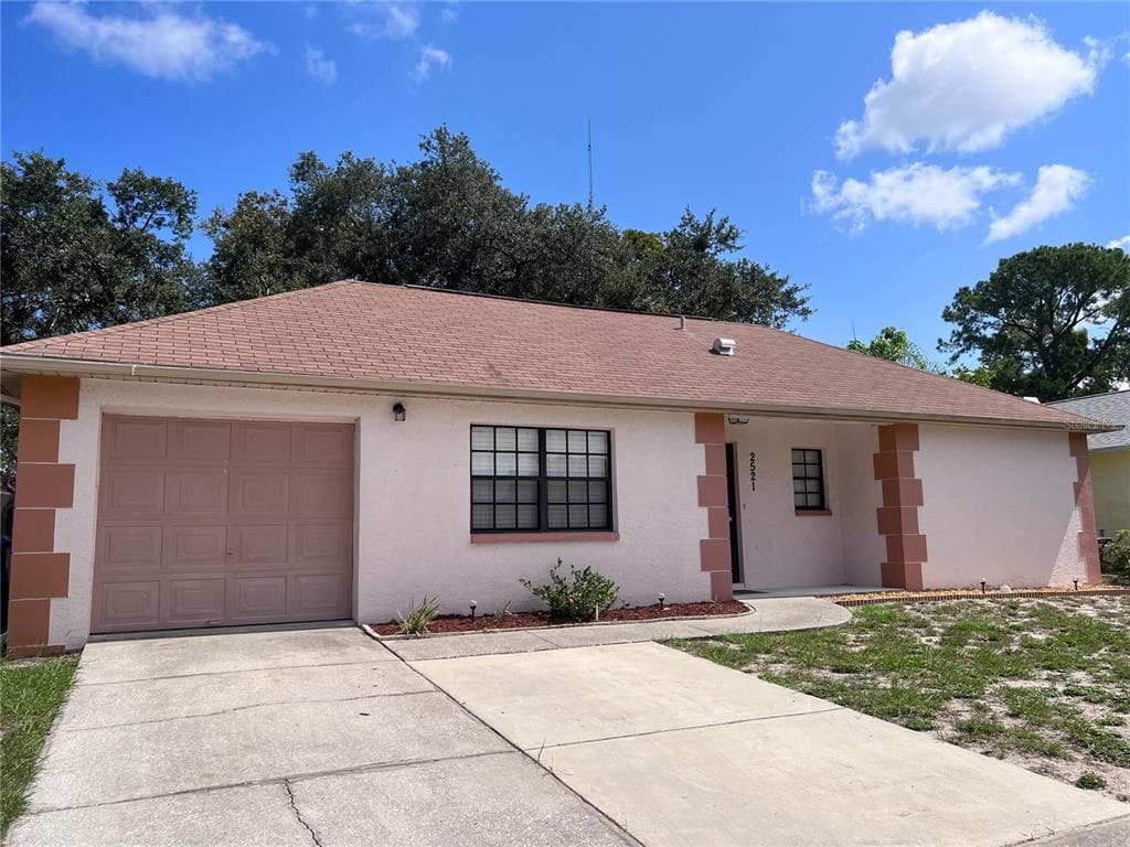 2521 FIELDCREST COURT HOLIDAY, FL 34691
