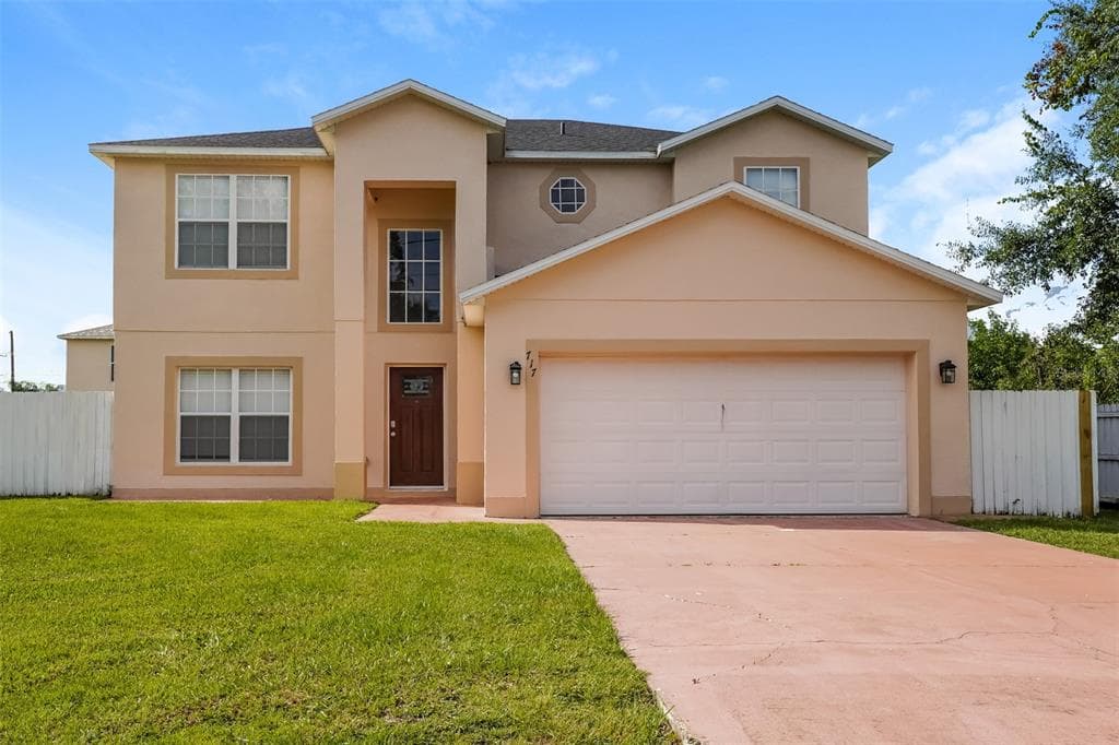 717 MARTIN LANE KISSIMMEE, FL 34759