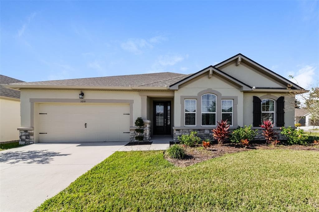 1016 LEE SHORE STREET VALRICO, FL 33594