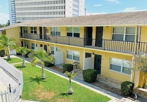 6820 PARK STREET S UNIT 10 SOUTH PASADENA, FL 33707