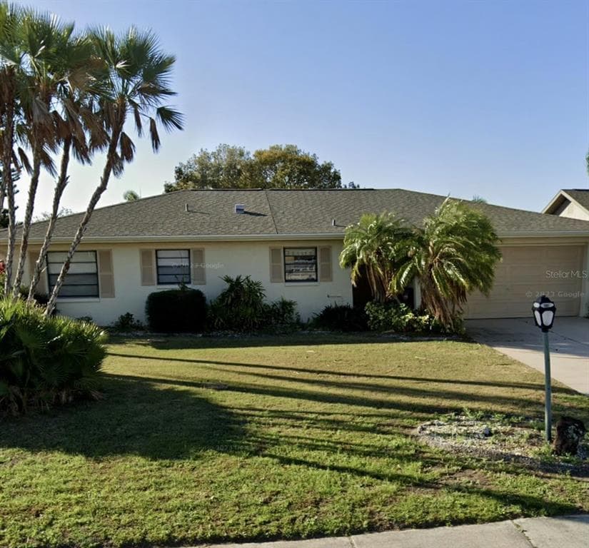 2007 N PEBBLE BEACH BOULEVARD SUN CITY CENTER, FL 33573