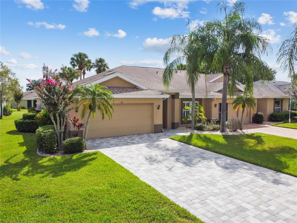 610 MANCHESTER WOODS DRIVE UNIT 282 SUN CITY CENTER, FL 33573