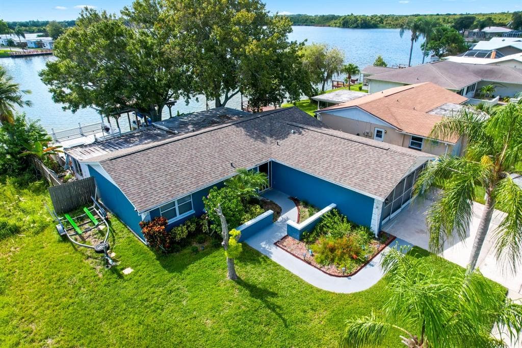 2026 SOCIETY DRIVE HOLIDAY, FL 34691