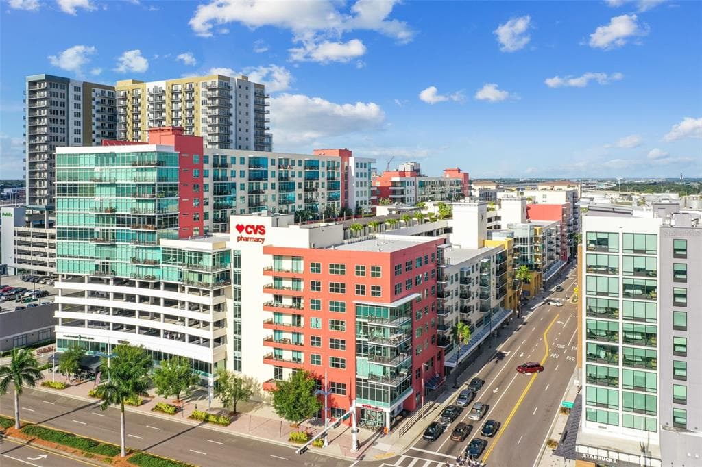 1120 E KENNEDY BOULEVARD UNIT 916