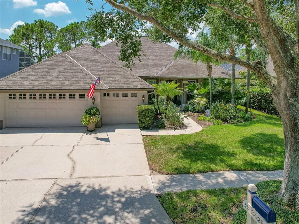 3426 CYPRESS LANDING DR VALRICO, FL 33596