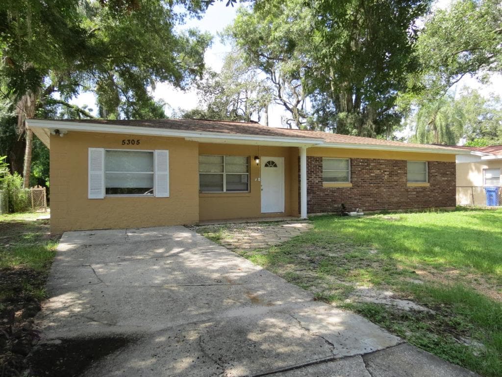 5305 NANCY STREET TAMPA, FL 33617