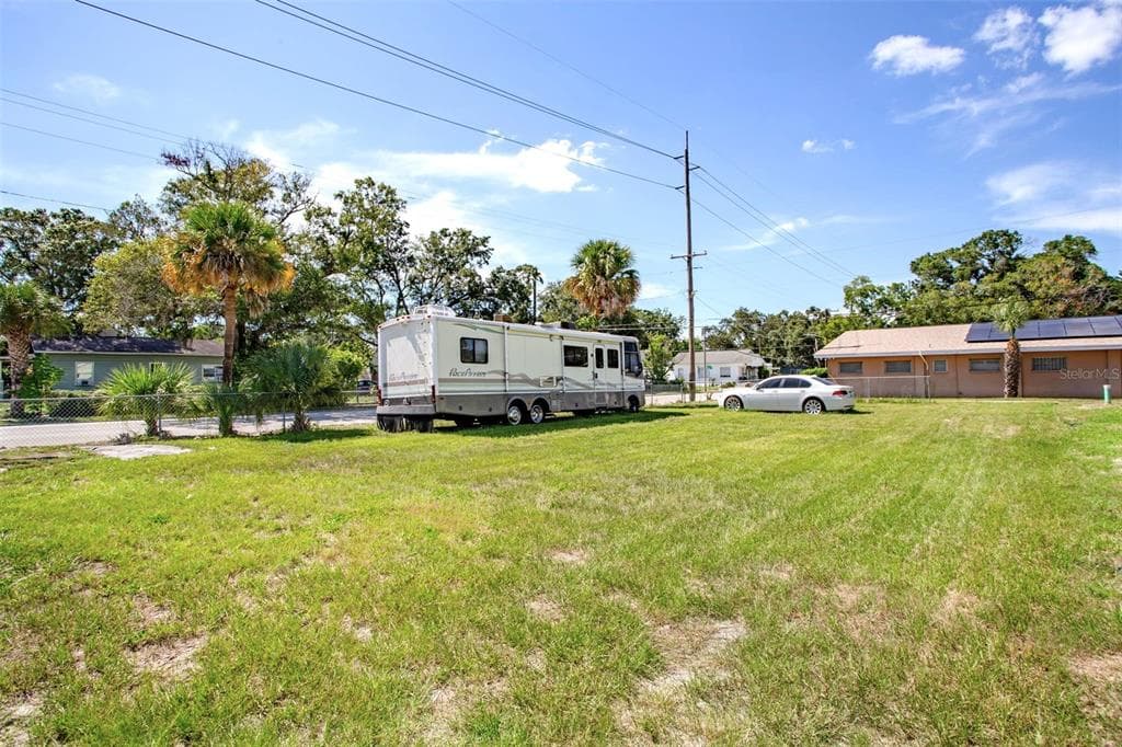 2143 W SAINT CONRAD STREET TAMPA, FL 33607