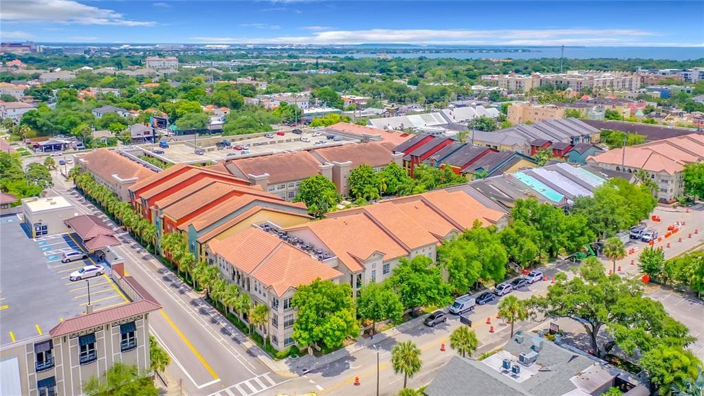 410 S ARMENIA AVENUE UNIT 933 TAMPA, FL 33609