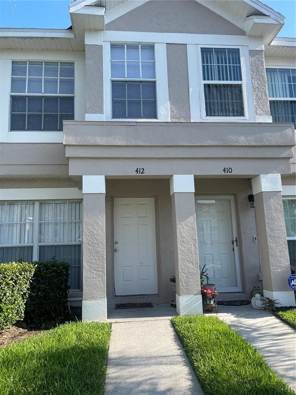 412 KENSINGTON LAKE CIRCLE BRANDON, FL 33511