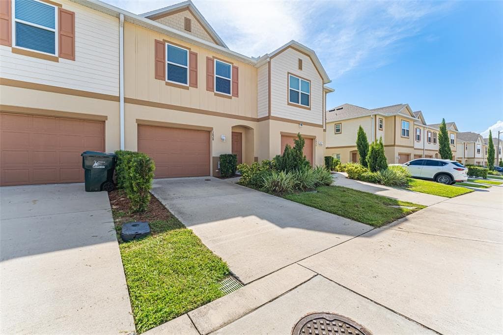 3828 HAMPSTEAD LANE LAKELAND, FL 33810