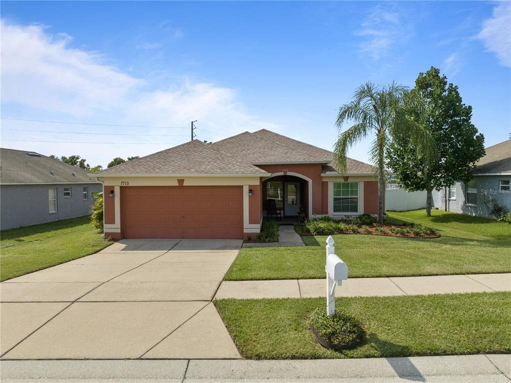 7715 MERCHANTVILLE CIRCLE ZEPHYRHILLS, FL 33540