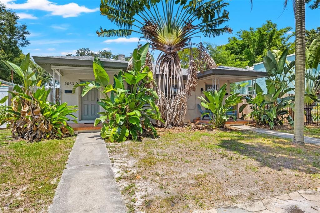 2051 2ND AVENUE N ST PETERSBURG, FL 33713