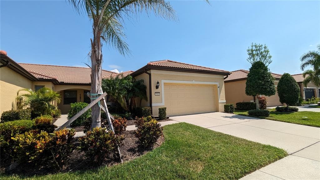 409 BRANDYWINE FALLS COURT APOLLO BEACH, FL 33572