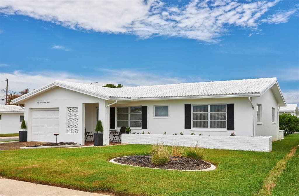 3673 100TH PLACE N PINELLAS PARK, FL 33782