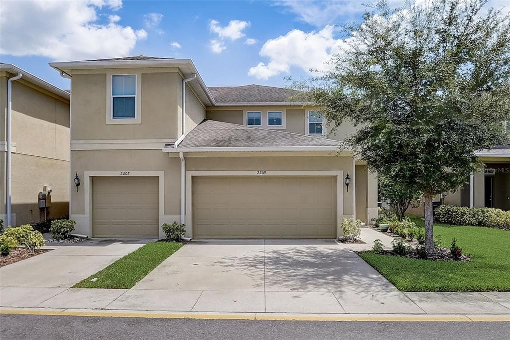 2209 BROADWAY VIEW AVENUE BRANDON, FL 33510