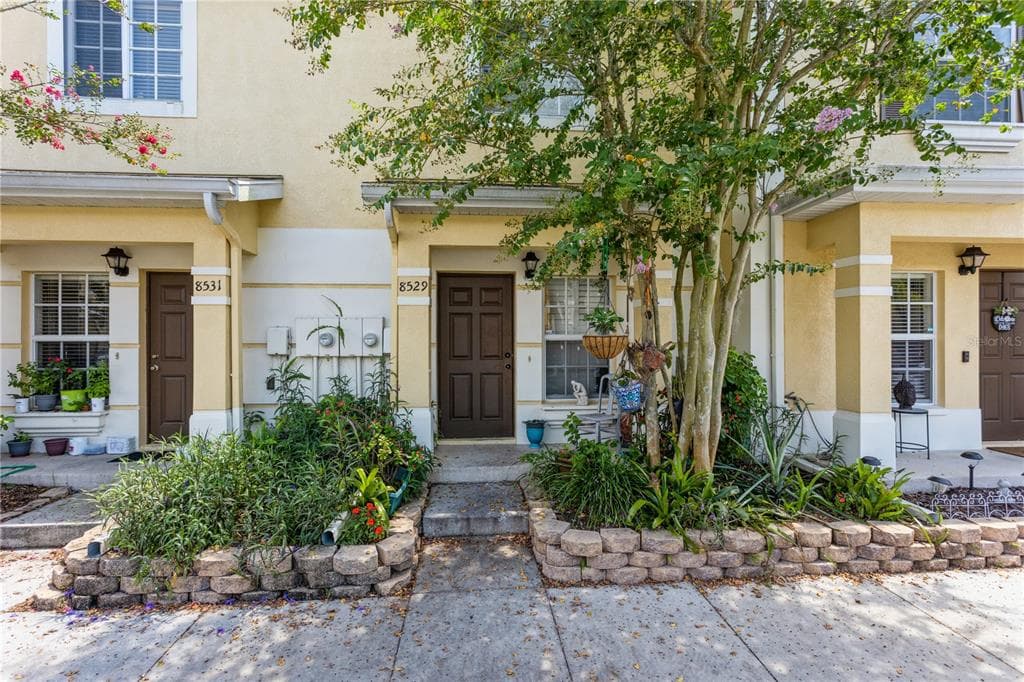 8529 GABLEBEND WAY TAMPA, FL 33647