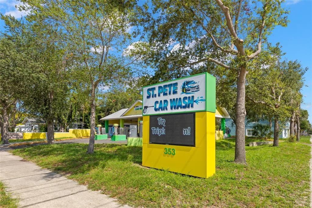 353 49TH STREET S ST PETERSBURG, FL 33707