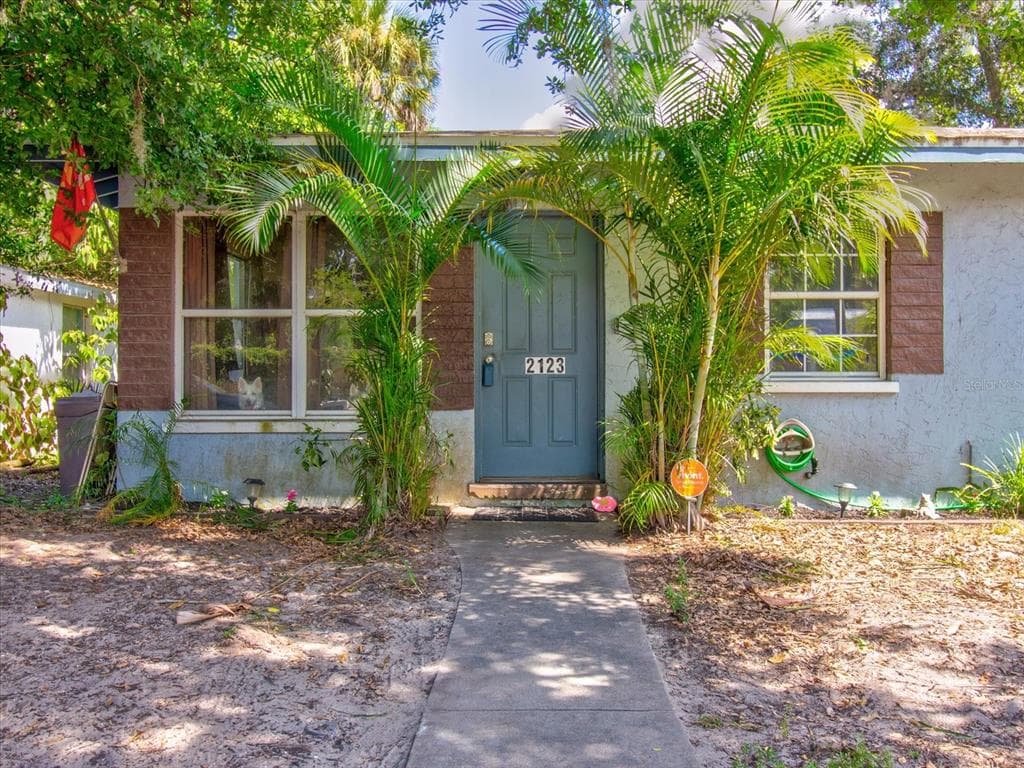 2123 33RD STREET SARASOTA, FL 34234