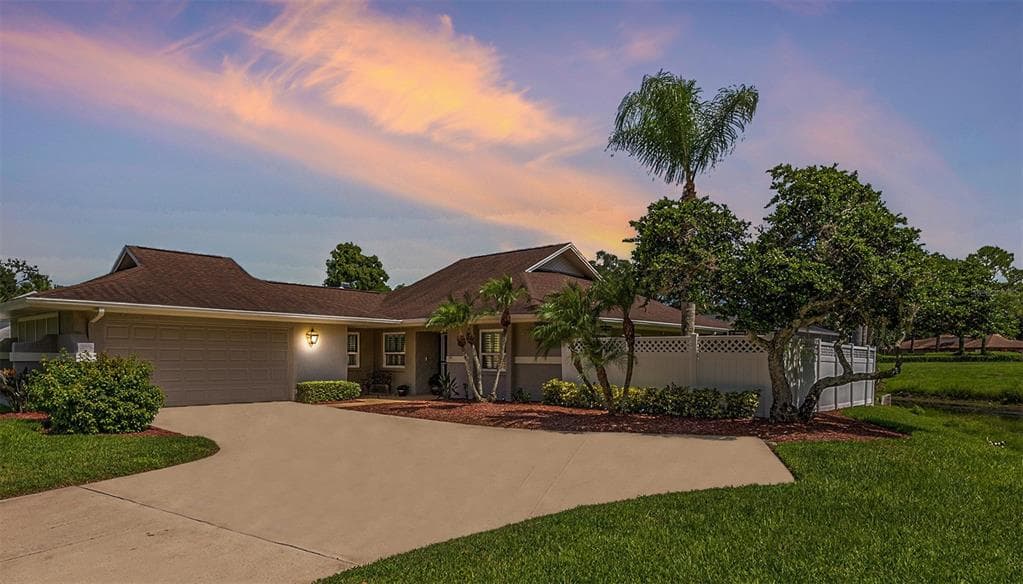 13601 CLUBSIDE DRIVE TAMPA, FL 33624