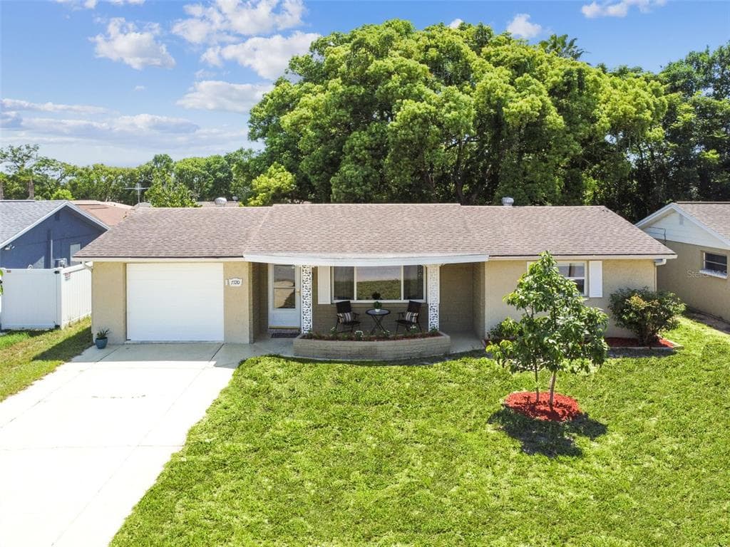 7720 DALE DRIVE PORT RICHEY, FL 34668